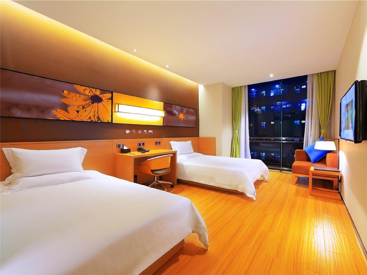 Iu Hotel Guiyang Shibei Road Extérieur photo